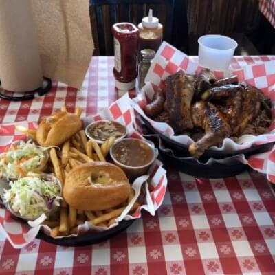 Danna's BBQ and Burger Shop